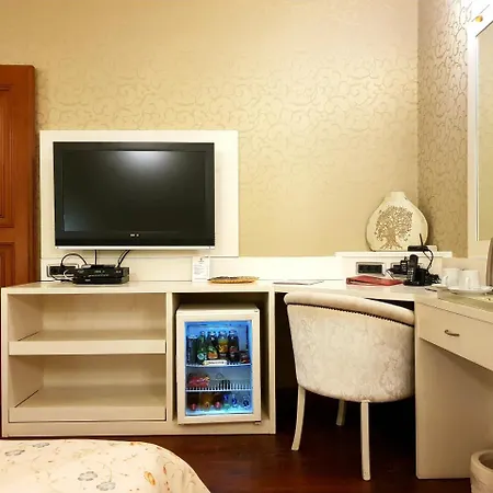 Eski Masal - Special Class Hotel
